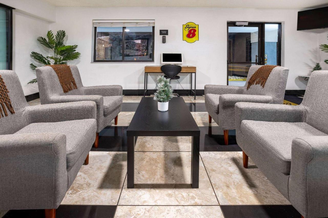 Super 8 By Wyndham Villa Rica Buitenkant foto